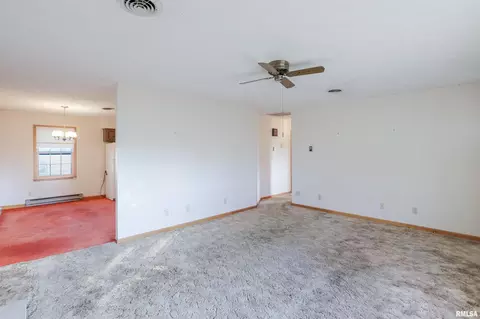 15546 Pittsburg Rd, Marion, IL 62959 photo 11