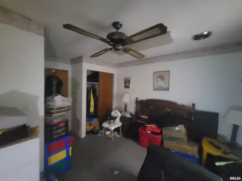 Bedroom - 905 W Monroe St, Herrin, IL 62948 photo 1 of 1