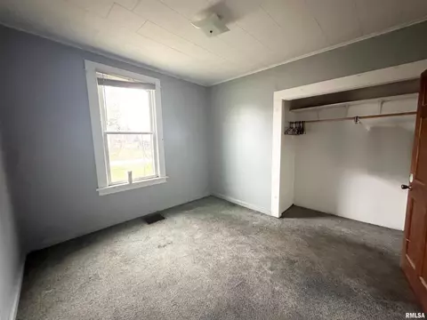 Bedroom - 103 E 11th St, Belle Rive, IL 62810 photo 6 of 6