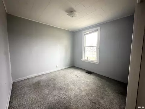 Bedroom - 103 E 11th St, Belle Rive, IL 62810 photo 3 of 6
