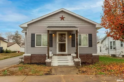 2018 Clarke St, Murphysboro, IL 62966