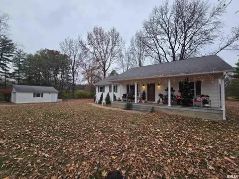 11882 Goshen Meadows Rd, Mount Vernon, IL 62864