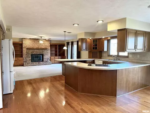 1810 Paula Ln, Marion, IL 62959 photo 6