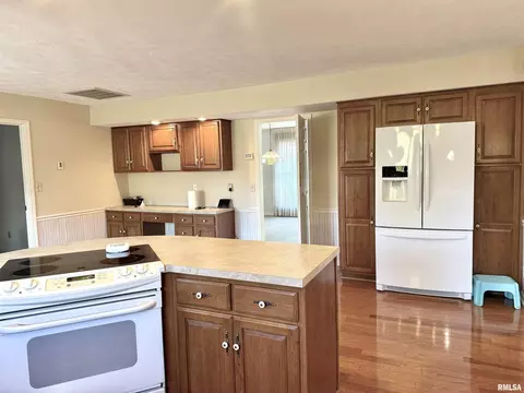 1810 Paula Ln, Marion, IL 62959 photo 14