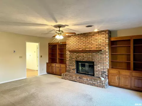 1810 Paula Ln, Marion, IL 62959 photo 5