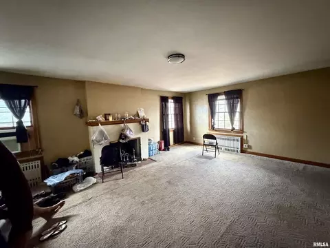 406 Cedar St, Centralia, IL 62801 photo 8