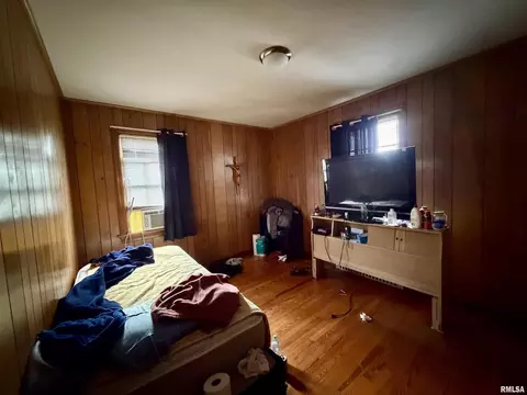 406 Cedar St, Centralia, IL 62801 photo 5