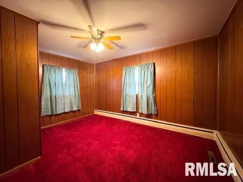 Bedroom - 5267 Old North Rd, Christopher, IL 62822 photo 1 of 6
