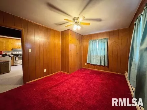 Bedroom - 5267 Old North Rd, Christopher, IL 62822 photo 2 of 6