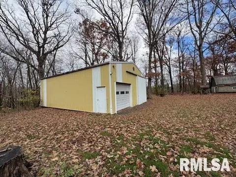 Exterior - 5267 Old North Rd, Christopher, IL 62822 photo 4 of 15