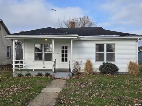 143 E Posey St, Shawneetown, IL 62984