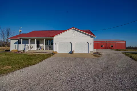 Exterior - 4786 Keller Rd, Iuka, IL 62849 photo 6 of 7