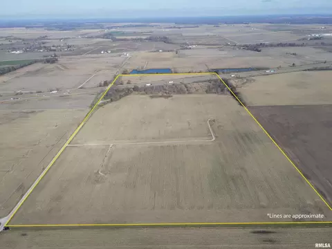 1741 E 1850 Ave, Saint Elmo, IL 62458