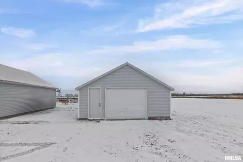 Other - 7302 Hoffman Rd, Centralia, IL 62801 photo 3 of 14