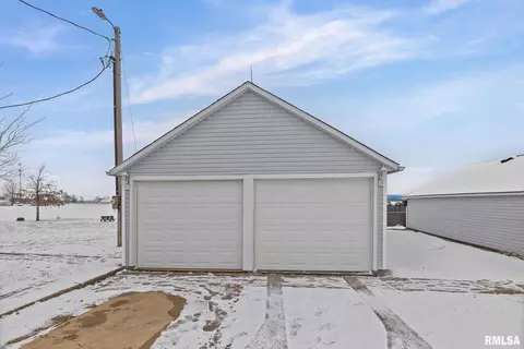 Other - 7302 Hoffman Rd, Centralia, IL 62801 photo 2 of 14