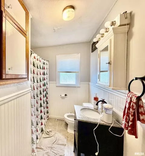 1415 Jonquil St, Centralia, IL 62801 photo 7