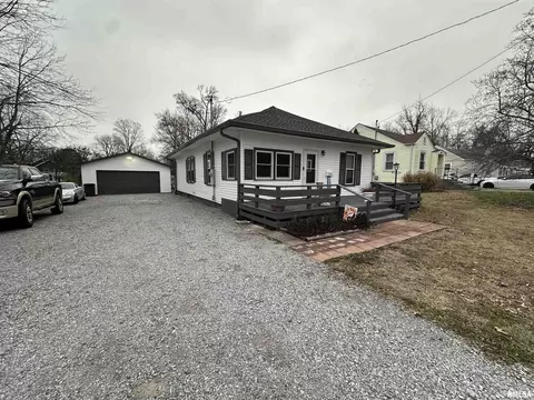 602 N Springer St, Carbondale, IL 62901
