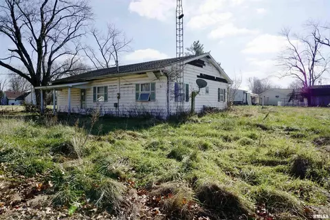 Exterior - 205 9th St, Colp, IL 62921 photo 1 of 3