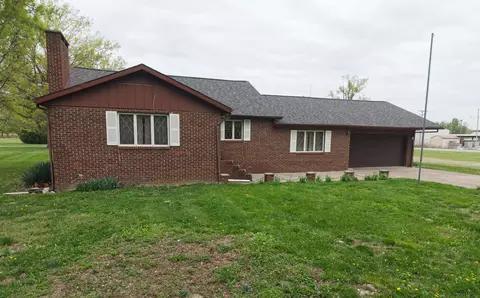 8576 Old 13 Rte, Marion, IL 62959