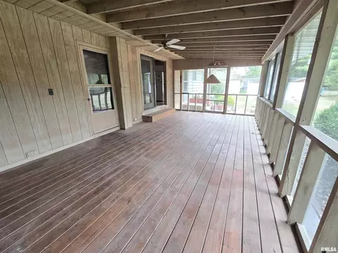 10 Park Ln, Centralia, IL 62801 photo 14