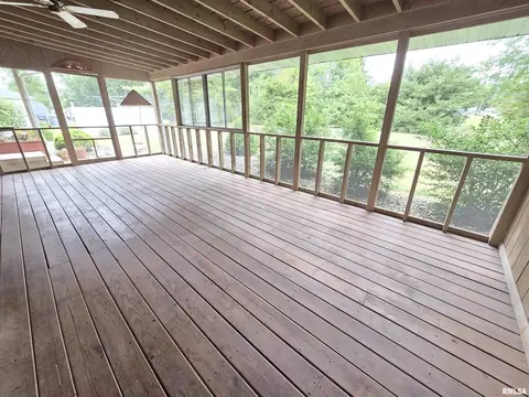 10 Park Ln, Centralia, IL 62801 photo 11