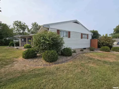 10 Park Ln, Centralia, IL 62801 photo 5