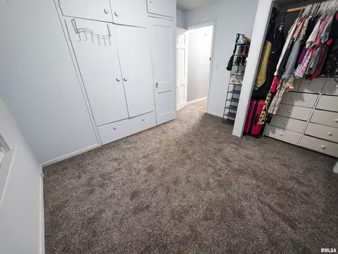 Other - 1037 E 3rd St, Flora, IL 62839 photo 8 of 19