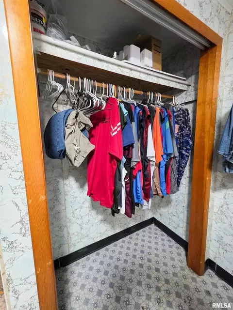 Other - 1037 E 3rd St, Flora, IL 62839 photo 7 of 19