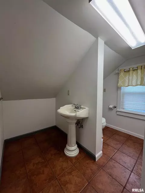 1508 E Walnut St, Carbondale, IL 62901 photo 26