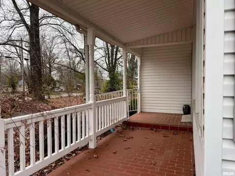 1508 E Walnut St, Carbondale, IL 62901 photo 8