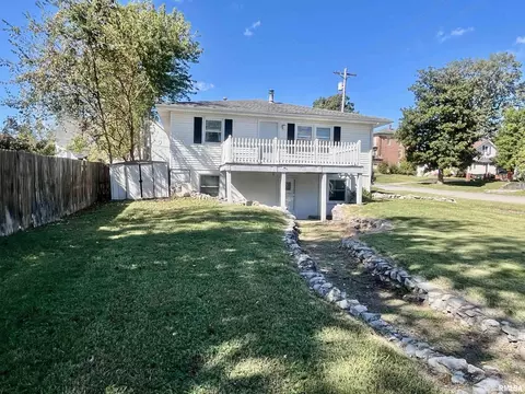 Exterior - 314 E 8th St, Metropolis, IL 62960 photo 2 of 4