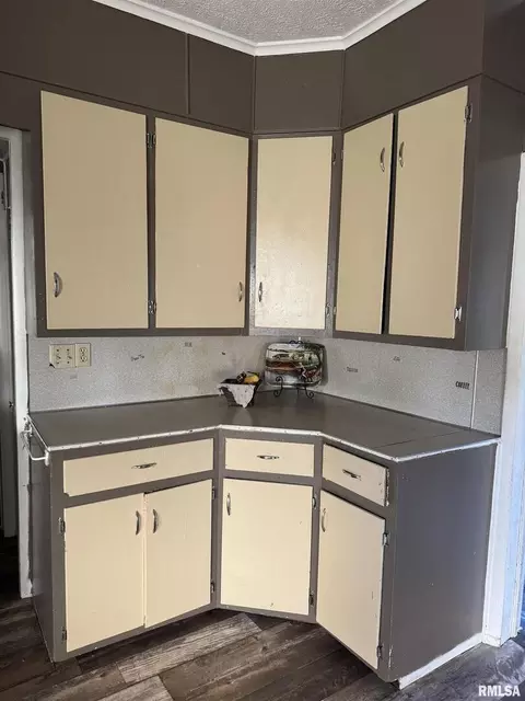 Kitchen - 205 State St, Christopher, IL 62822 photo 1 of 3