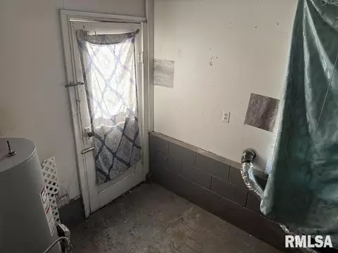 Other - 205 State St, Christopher, IL 62822 photo 5 of 5