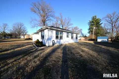 17 Highland Pl, Mount Vernon, IL 62864 photo 3