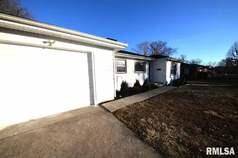 17 Highland Pl, Mount Vernon, IL 62864 photo 12
