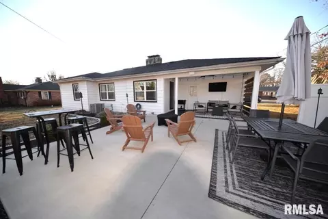 17 Highland Pl, Mount Vernon, IL 62864 photo 7