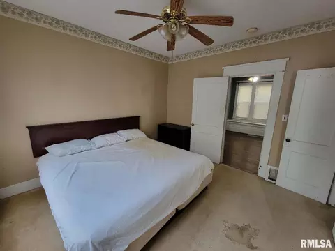 Bedroom - 334 S Lincoln Blvd, Centralia, IL 62801 photo 4 of 5