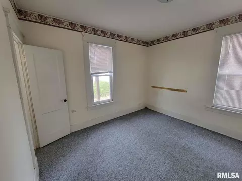 Bedroom - 334 S Lincoln Blvd, Centralia, IL 62801 photo 1 of 5