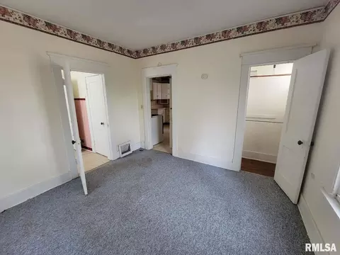 Bedroom - 334 S Lincoln Blvd, Centralia, IL 62801 photo 2 of 5