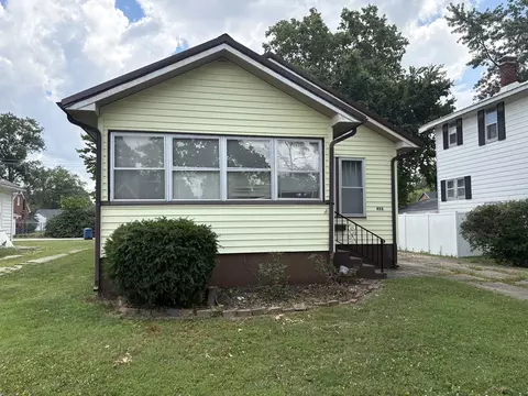 Exterior - 433 Linden, Centralia, IL 62801 photo 1 of 3