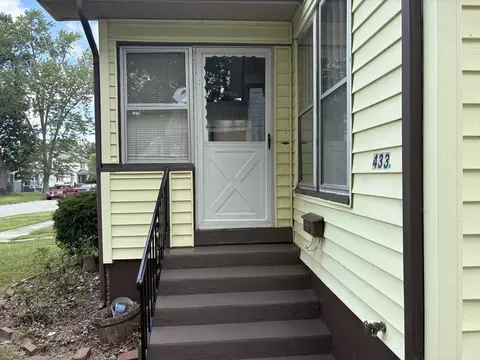 Exterior - 433 Linden, Centralia, IL 62801 photo 2 of 3