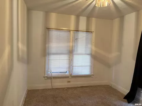 Bedroom - 433 Linden, Centralia, IL 62801 photo 1 of 1