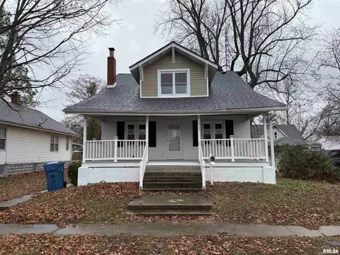 315 S Pullen St, Centralia, IL 62801