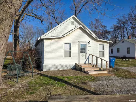 7847 Old Highway 50 W, Flora, IL 62839 photo 6
