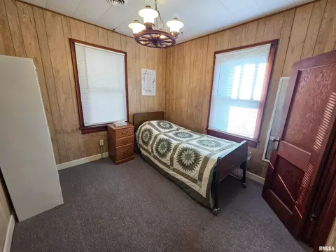 7847 Old Highway 50 W, Flora, IL 62839 photo 5