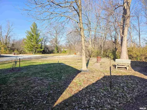 7847 Old Highway 50 W, Flora, IL 62839 photo 7