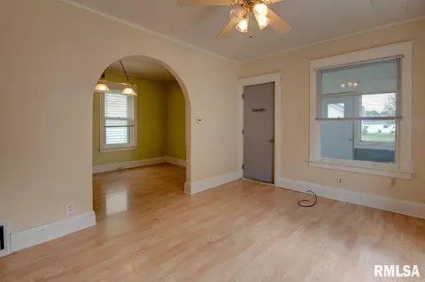 540 20th Ave, Moline, IL 61265 photo 5