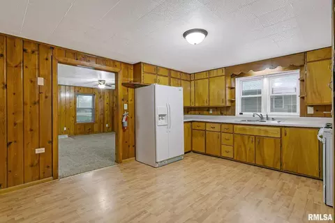4700 39th St, Moline, IL 61265 photo 14