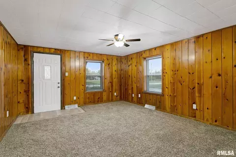 4700 39th St, Moline, IL 61265 photo 18