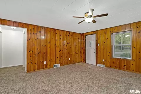 4700 39th St, Moline, IL 61265 photo 17